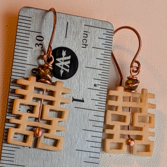 Carved Bone Kanji Earrings Pure Copper Wire Rare Green Apatite Gems - Picture 5 of 11